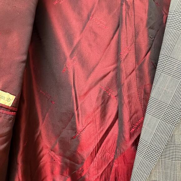 Kiton Grey Plaid Designer Sport Coat 58 EU / 48 US - Picture 4 of 11